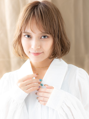 ミルクティーアッシュブリーチなし小顔抜け感ボブ20代30代
