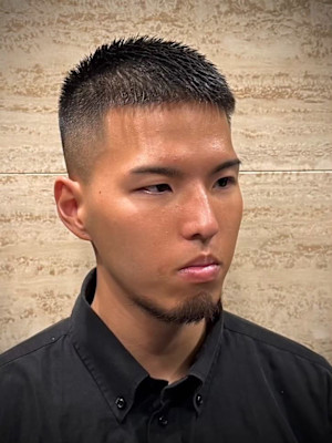 大宮メンズハイフェードベリーショート