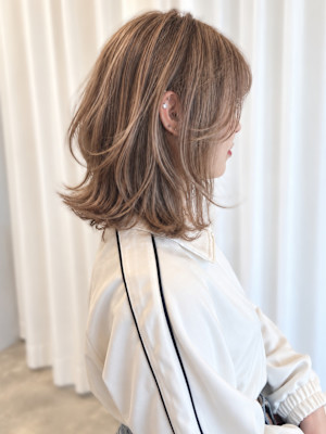 【MICHI 富田店 芦田結加】ケアブリーチ ベージュカラー
