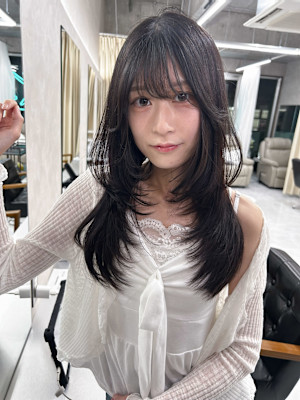 K!ng 縮毛矯正髪質改善ハイライトレイヤーカット 枚方店