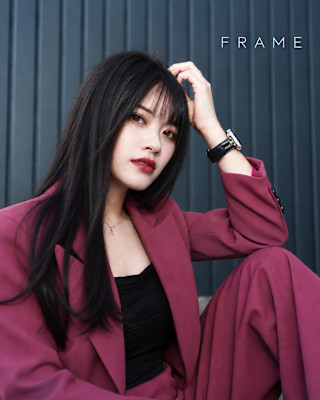 シースルーバング×大人の暗髪ロング