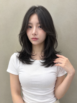 ミディアムレイヤーカット