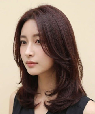 大人かわいいセミロングレイヤー