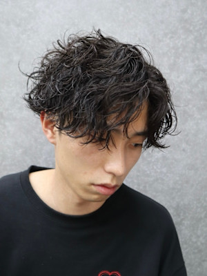 波巻きシャドウパーマ