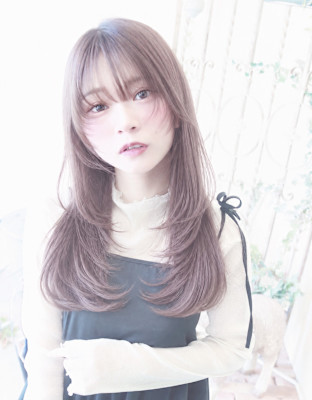 ☆フェイスレイヤーカットとオリーブベージュ☆