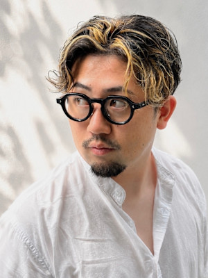 大宮メンズセンターパートハイライトブリーチメッシュパーマ