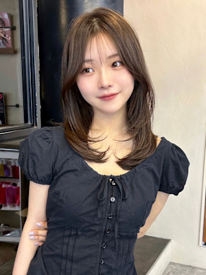 〇レイヤーカット 韓国ヘア 透明感カラー
