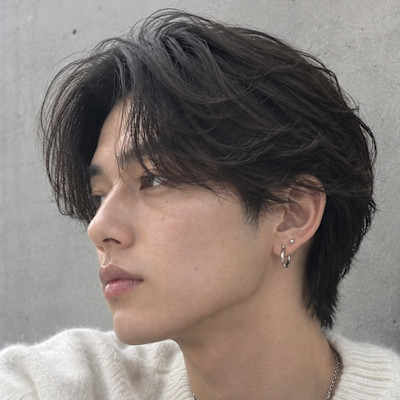 カルマヘア韓国風コンマヘア ツーブロックショートセンター分け