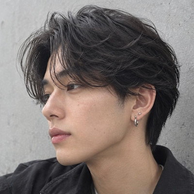 カルマヘア韓国風コンマヘア ツーブロックショートセンター分け