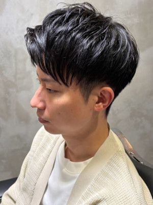 サイドパート アップバング フェザーパーマ ナチュラルパーマ