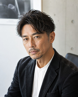 大人の無造作ウェーブメンズパーマ