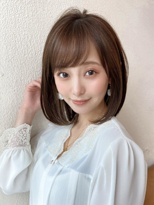自然な動きと抜け感でつくるシルエット