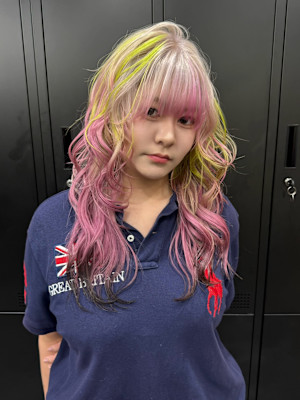 ルーツカラー　デザインカラー　ケアブリーチカラー　姫レイヤー