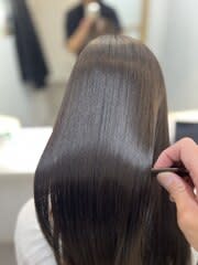 Cozy.ECLART 仙台店 髪質改善個室サロン×スタイル