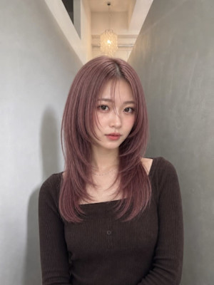ピンクベージュロングレイヤー