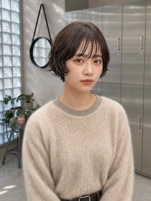 外ハネショートボブ