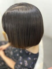 Cozy.ECLART 仙台店 髪質改善個室サロン×スタイル