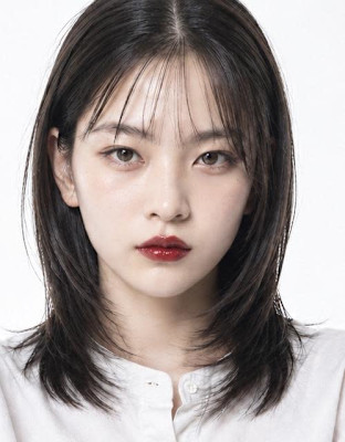 ボブシャギー鎖骨ラインヘア