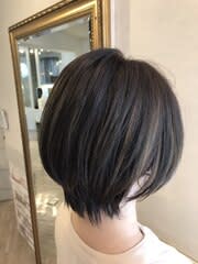 透明感ハイライト×大人のくびれショートボブ