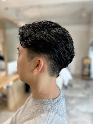 MEN'S HAIRアッシュブラックナチュラルパーマ