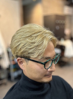 ブロンドフェザーショート