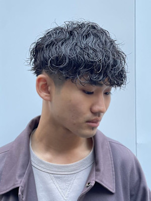 メンズカット爽やか刈り上げマッシュ波巻きパーマ