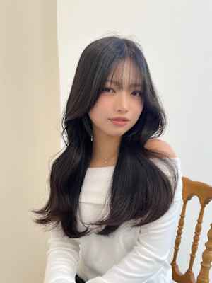 レイヤーカット 顔周りカット 