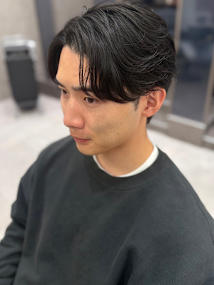 毛流れニュアンスパーマ