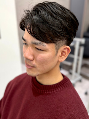 毛流れニュアンスパーマ
