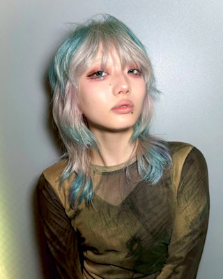 セクションカラー　デザインカラー　ケアブリーチカラー