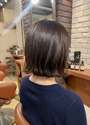 毛先の軽やかな外ハネ外ハネボブ【539スタイル】