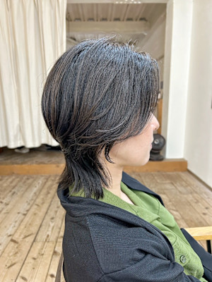 ３０代・膨らみやすい髪質をくびれのあるウルフへ✩