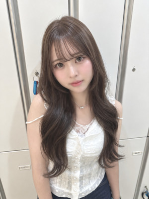 【伊勢原】イルミナカラー+髪質改善で叶える透明感オリーブ