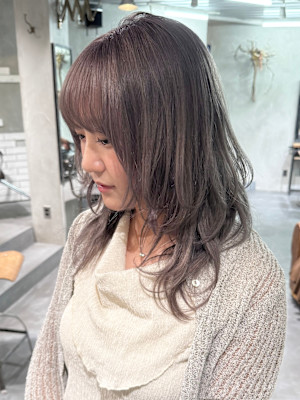 レイヤーカット ダブルカラー ケアブリーチ グレー ジュ