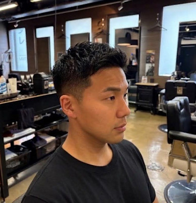 ツーブロックショートカルマヘアスリックバックジェットフェード