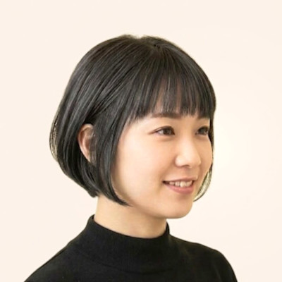 透明感を際立てる白髪ぼかし☆ダブルカラーで上品なグレー