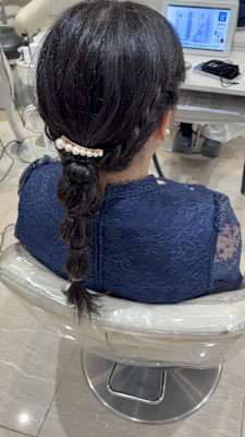 お呼ばれヘア編みおろしスタイル♪