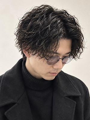 銀座メンズヘアダウンバングスペインカールツイストスパイラル