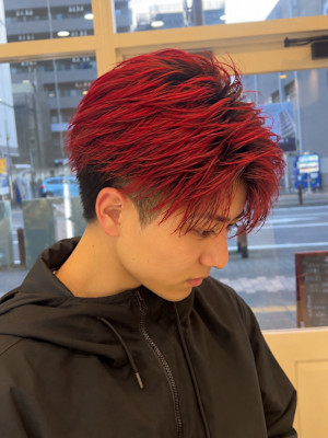 アップバング×レッドカラー