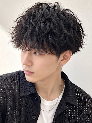 銀座メンズヘアダウンバングスペインカールツイストスパイラル
