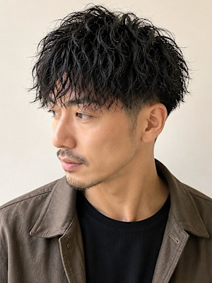 銀座メンズヘアダウンバングスペインカールツイストスパイラル