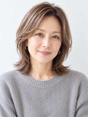 おしゃれな白髪ぼかしカラー/ハイライト40代50代60代