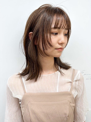 名古屋栄美容室　顔まわりレイヤカット×愛され鎖骨ミディ