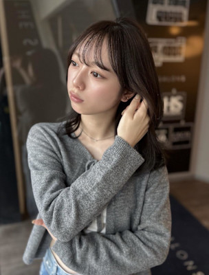 ダークグレージュ×ミディアムレイヤー