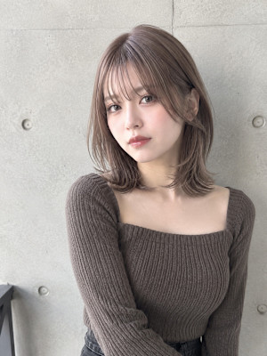 小顔くびれヘア×メルティ―グレージュ