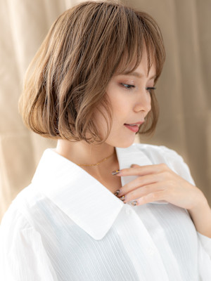 ミルクティーアッシュアンニュイヘア小顔抜け感ボブ20代30代