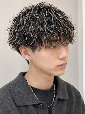 銀座メンズヘアダウンバングスペインカールツイストスパイラル