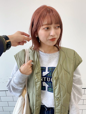 名古屋栄美容室　ハイトーンピンクベージュ/外はねボブ