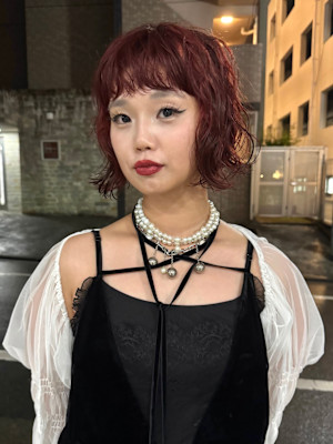 ワインレッドのボブパーマ