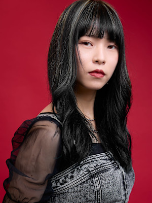 Garnet Bloom 大人可愛い艶黒髪モードロング